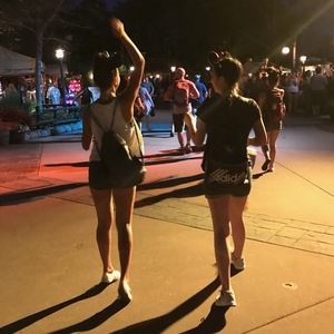 Meet your Posher, Sharon